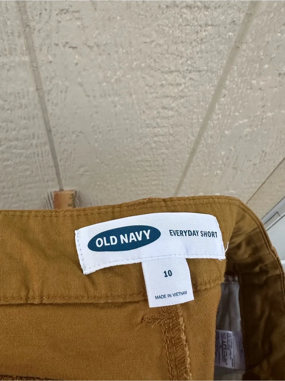 Old Navy Women’s size 10 Mustard Chino Bike Shorts